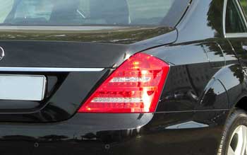 چراغ خطر عقب اورجینال مرسدس بنز S500 مدل 2010 , 2011 , 2012 , 2013 , 2014